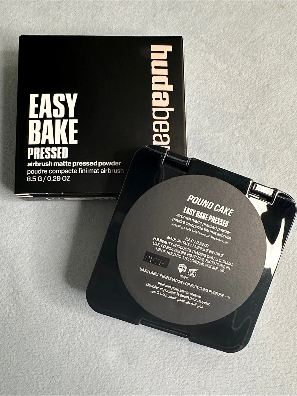 🎨 HUDA | EASY BAKE AIRBUSH MATTE PRESSED SETTING POWDER AND MARSHMALLOW PUFF